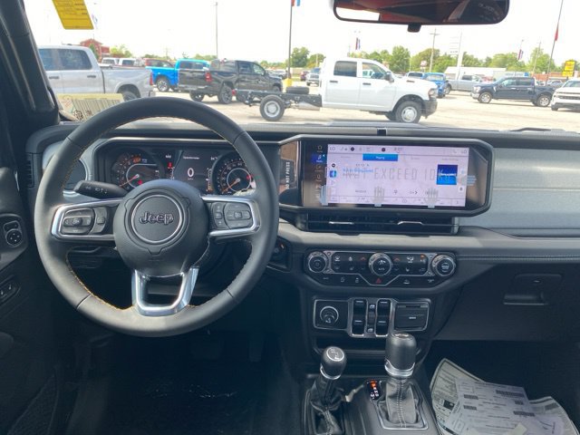 New 2024 Jeep Wrangler Unlimited Sahara AWD/4WD image 14