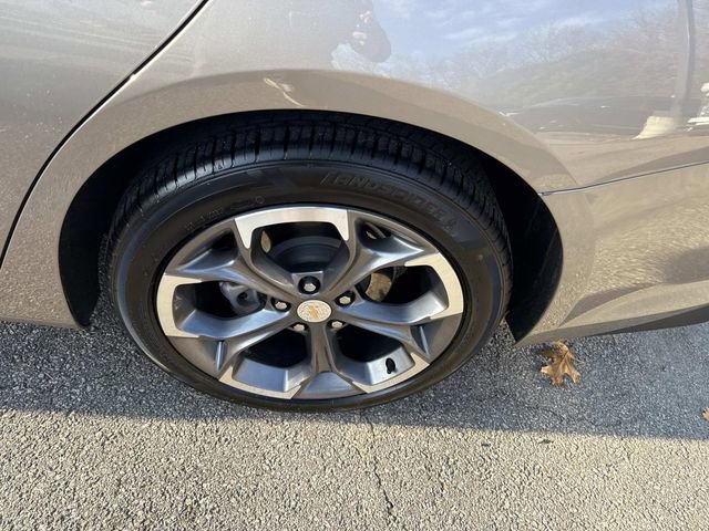 Used 2023 Chevrolet Malibu LT image 15