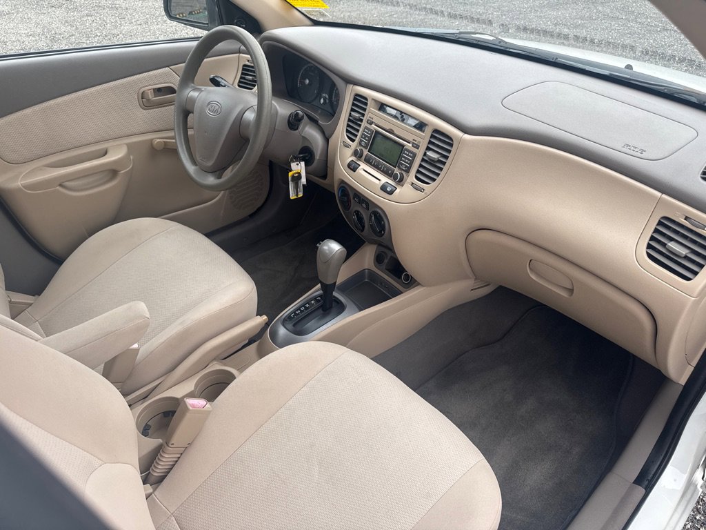 Used 2009 Kia Rio LX image 17