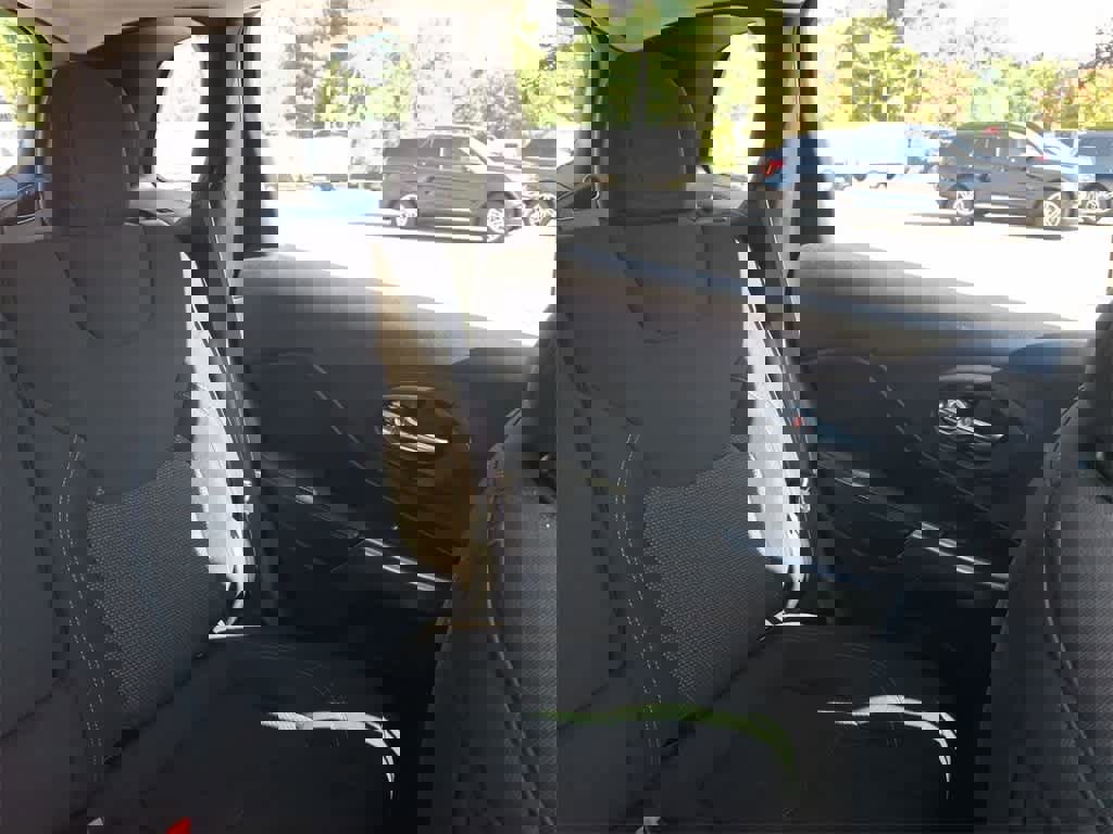 Used 2020 Jeep Cherokee Latitude image 14