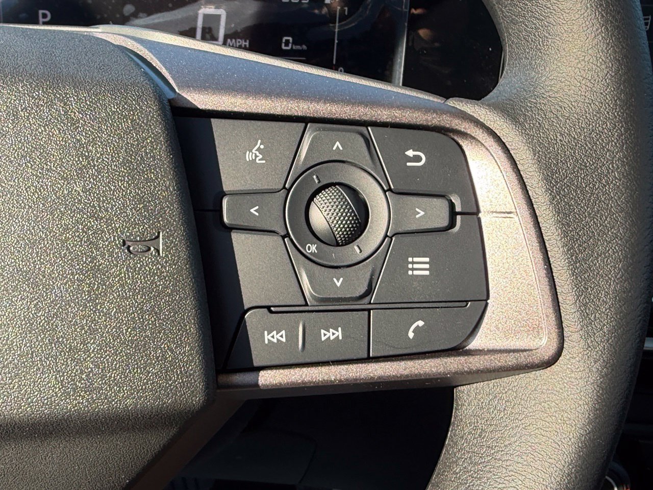 New 2027 Nissan Sentra SV FWD image 23