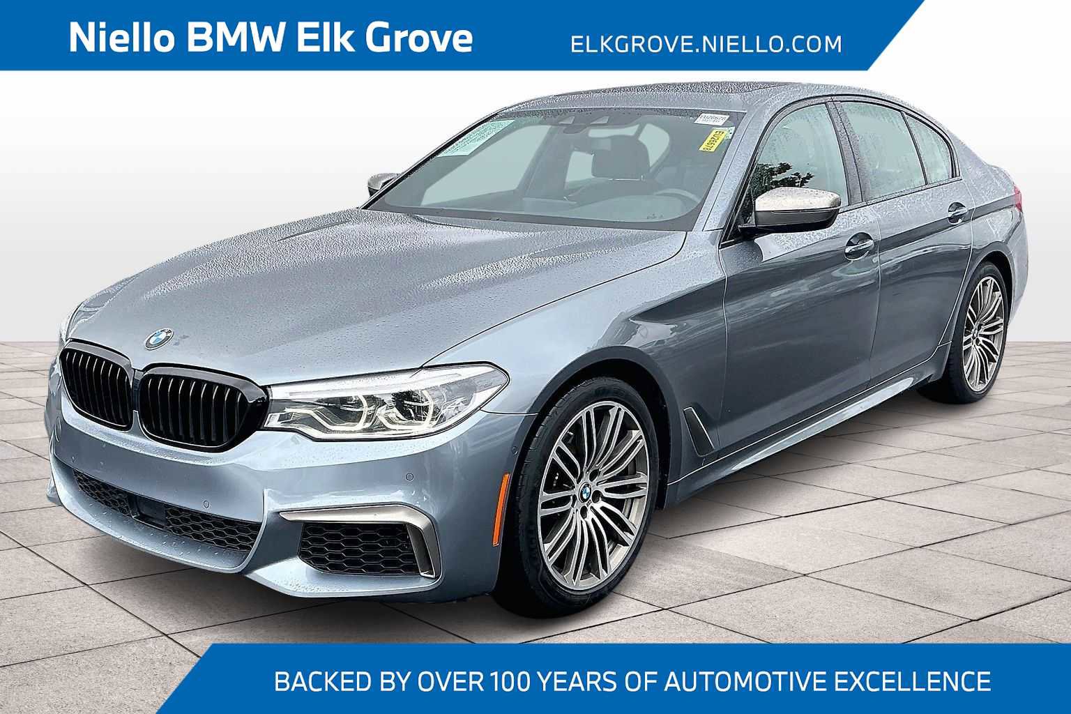 Used 2020 BMW M550i xDrive image 1
