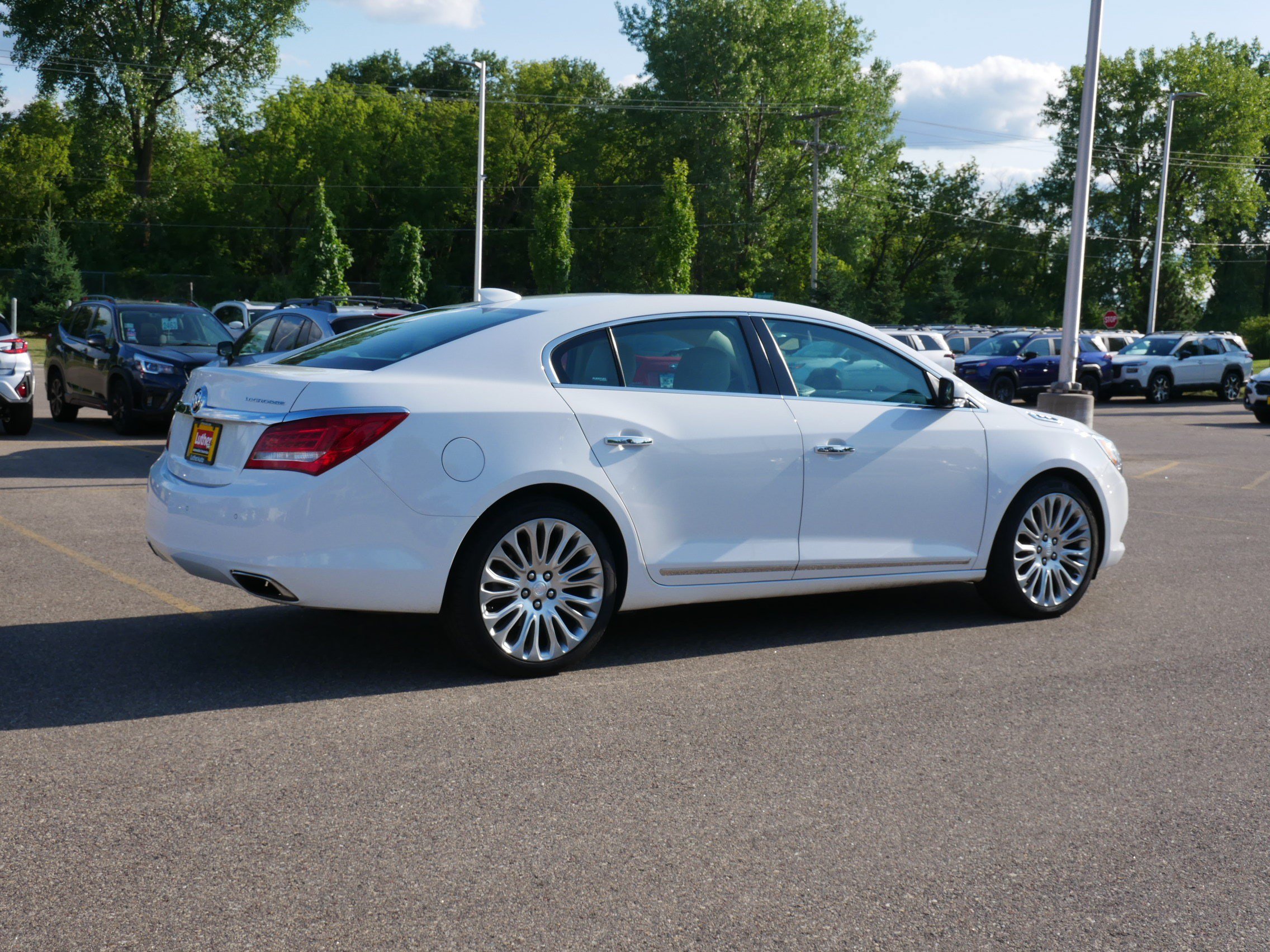 Used 2015 Buick LaCrosse Premium w/ Driver Confidence Package #1 FWD image 7