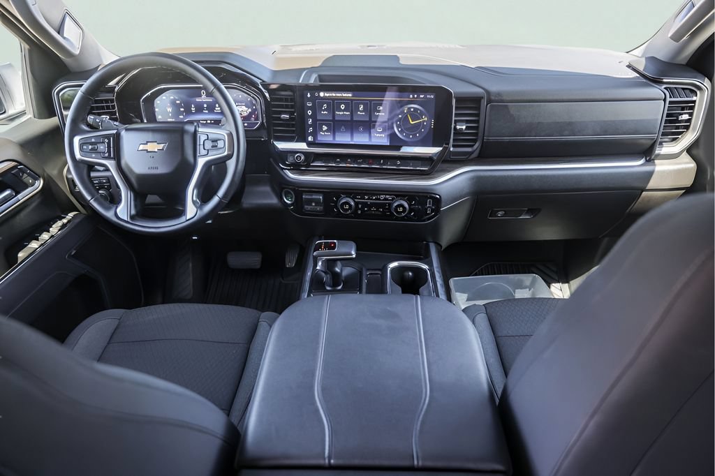 Used 2025 Chevrolet Silverado 1500 LT w/ Texas Edition Plus AWD/4WD image 28