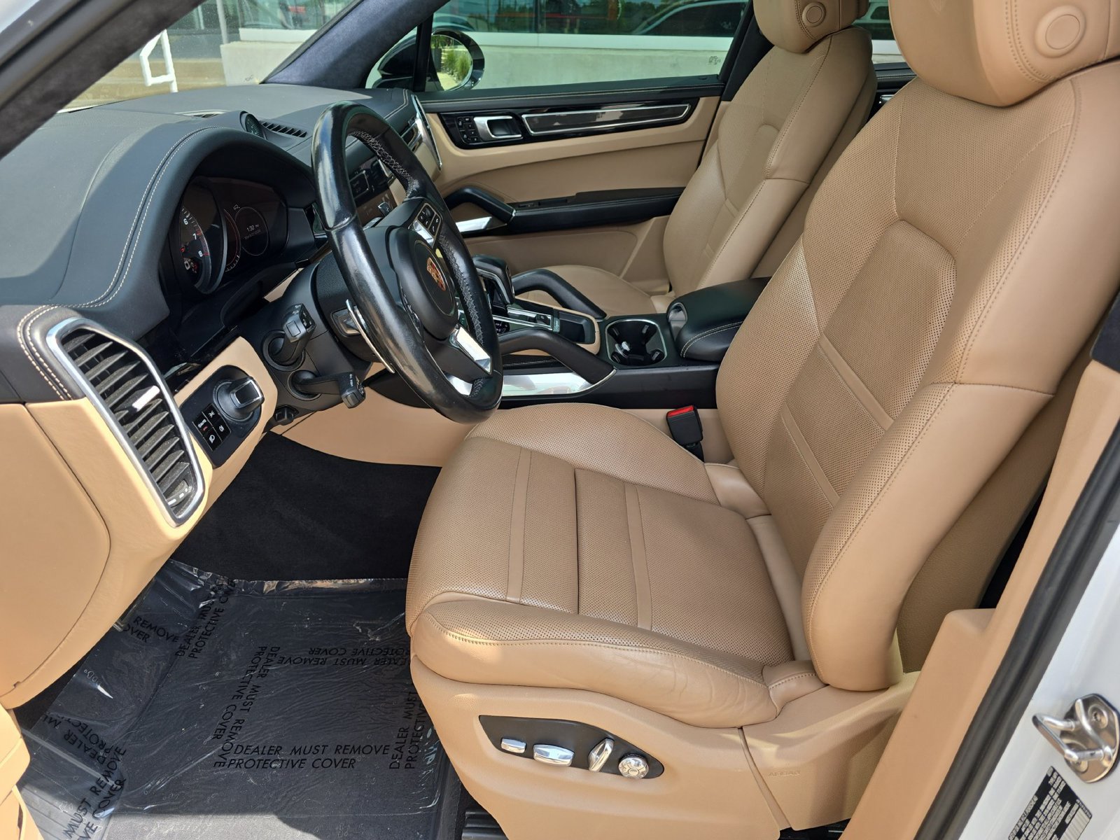 Used 2020 Porsche Cayenne Turbo AWD/4WD image 5