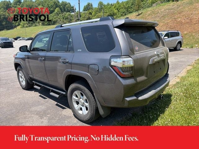 Used 2019 Toyota 4Runner SR5 AWD/4WD image 9