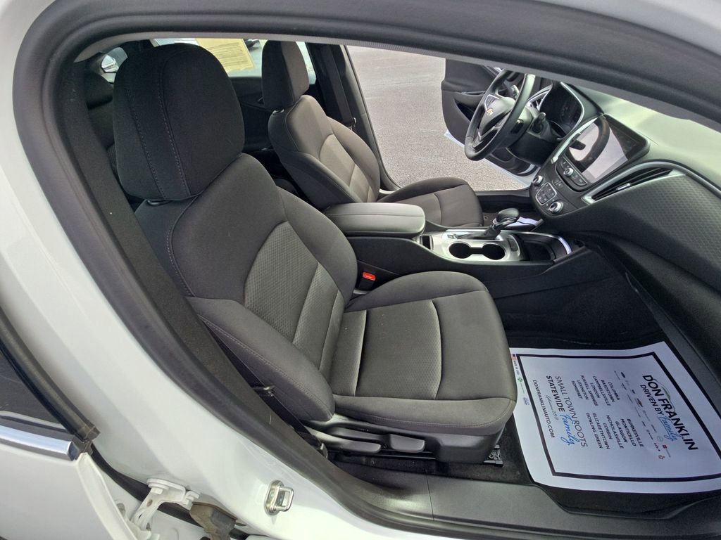 Used 2024 Chevrolet Malibu LT w/ Sport Edition FWD image 30