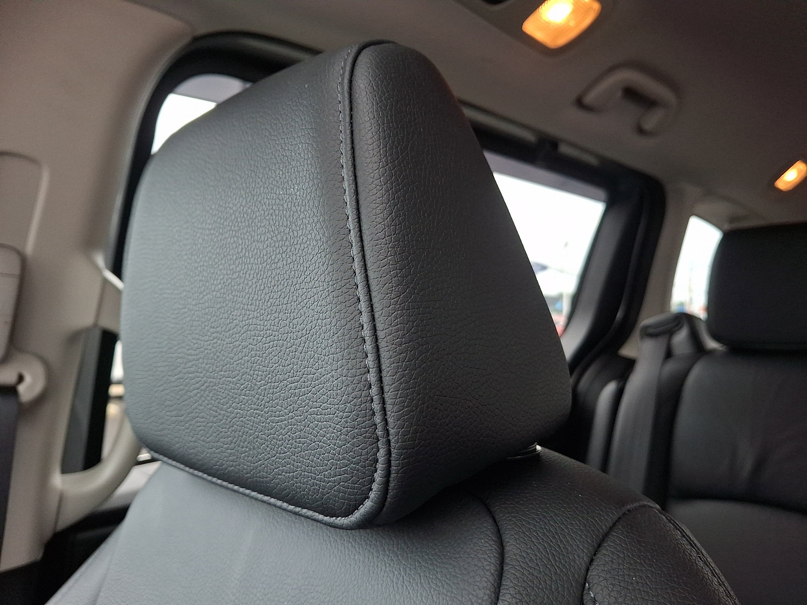 Used 2026 Honda Odyssey EX-L image 13