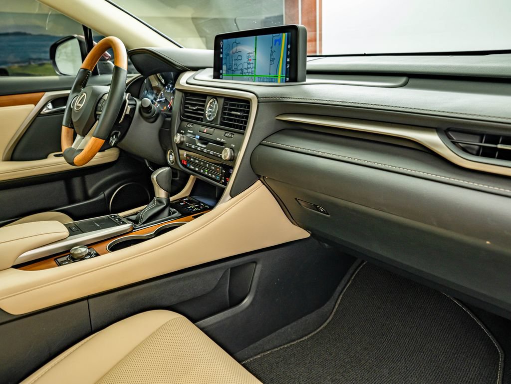 Certified 2021 Lexus RX 350 FWD w/ Premium Package image 39