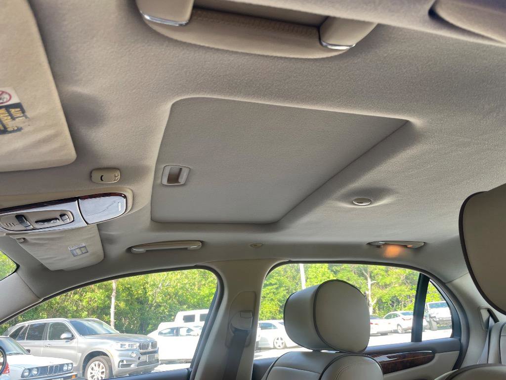 Used 2007 Jaguar XJ8 L RWD image 20