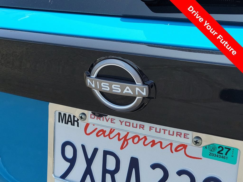 Certified 2025 Nissan Kicks SR FWD image 27