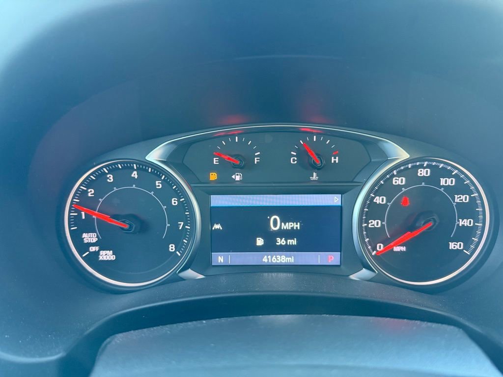 Used 2024 GMC Terrain SLT image 9