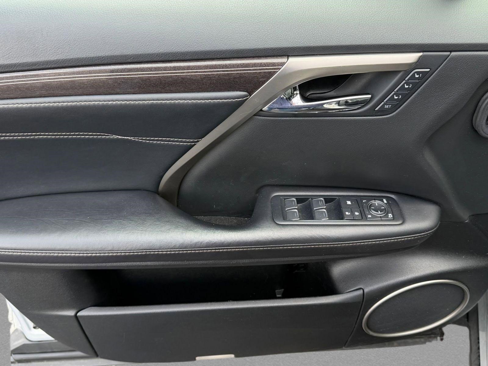 Used 2017 Lexus RX 350 AWD w/ Luxury Package image 13