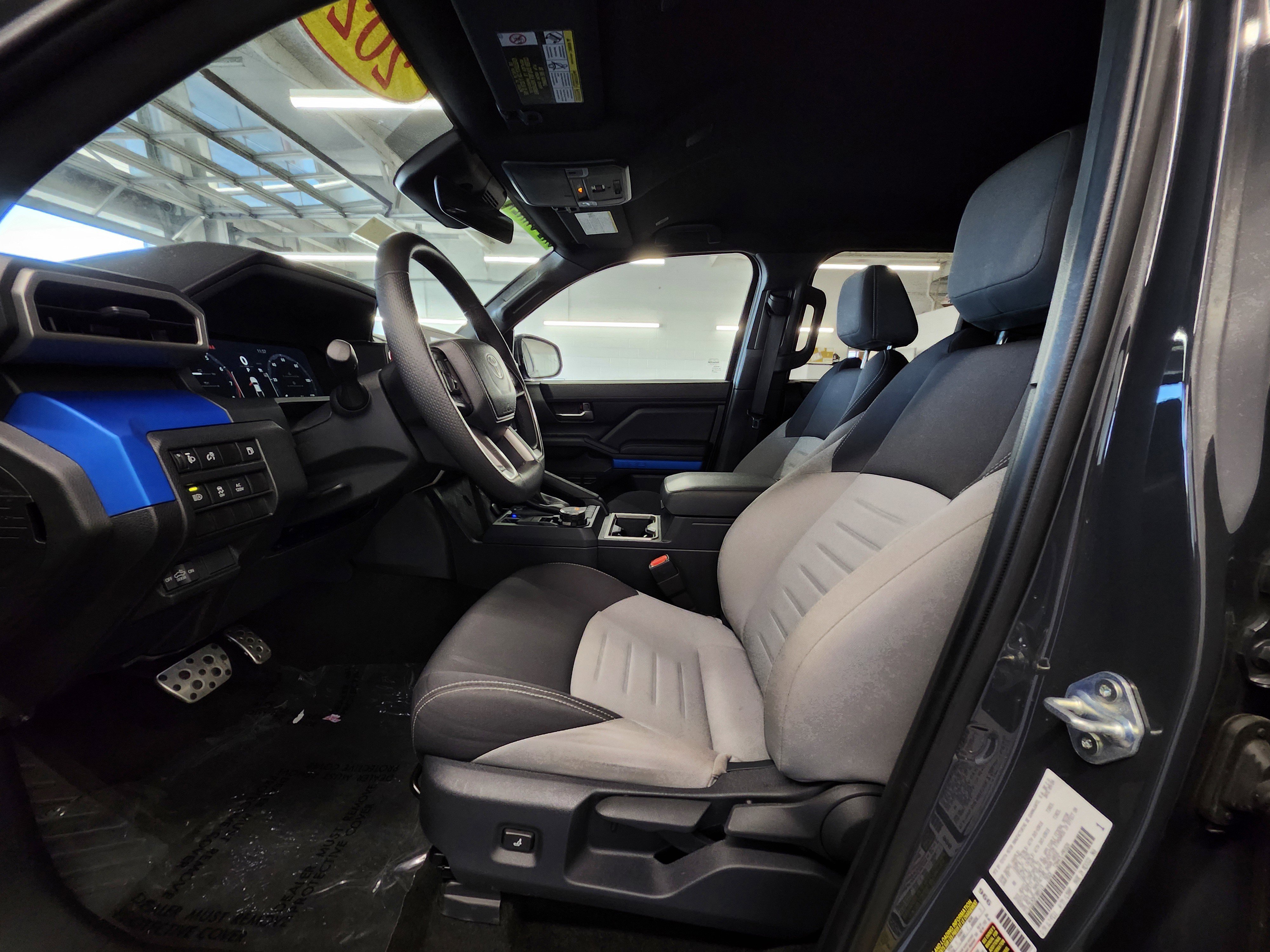 Used 2024 Toyota Tacoma TRD Sport image 19