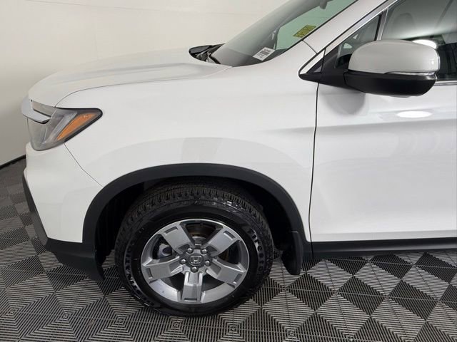 Used 2025 Honda Ridgeline RTL image 12