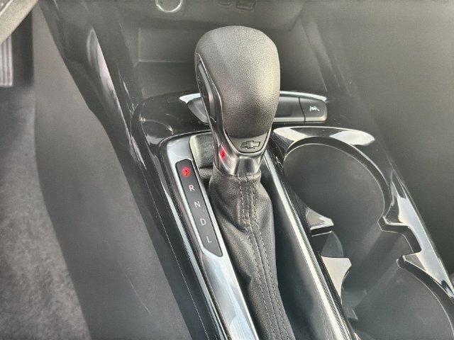 Used 2025 Chevrolet Trax LT FWD image 15