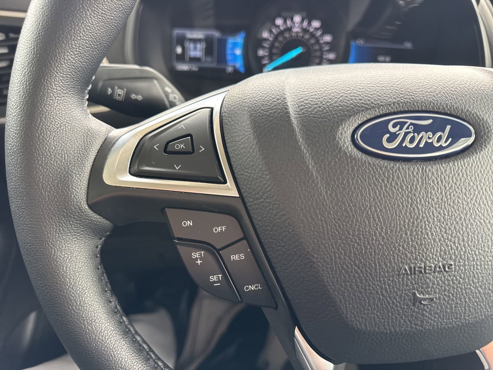 Certified 2024 Ford Edge SEL w/ Convenience Package AWD/4WD image 25