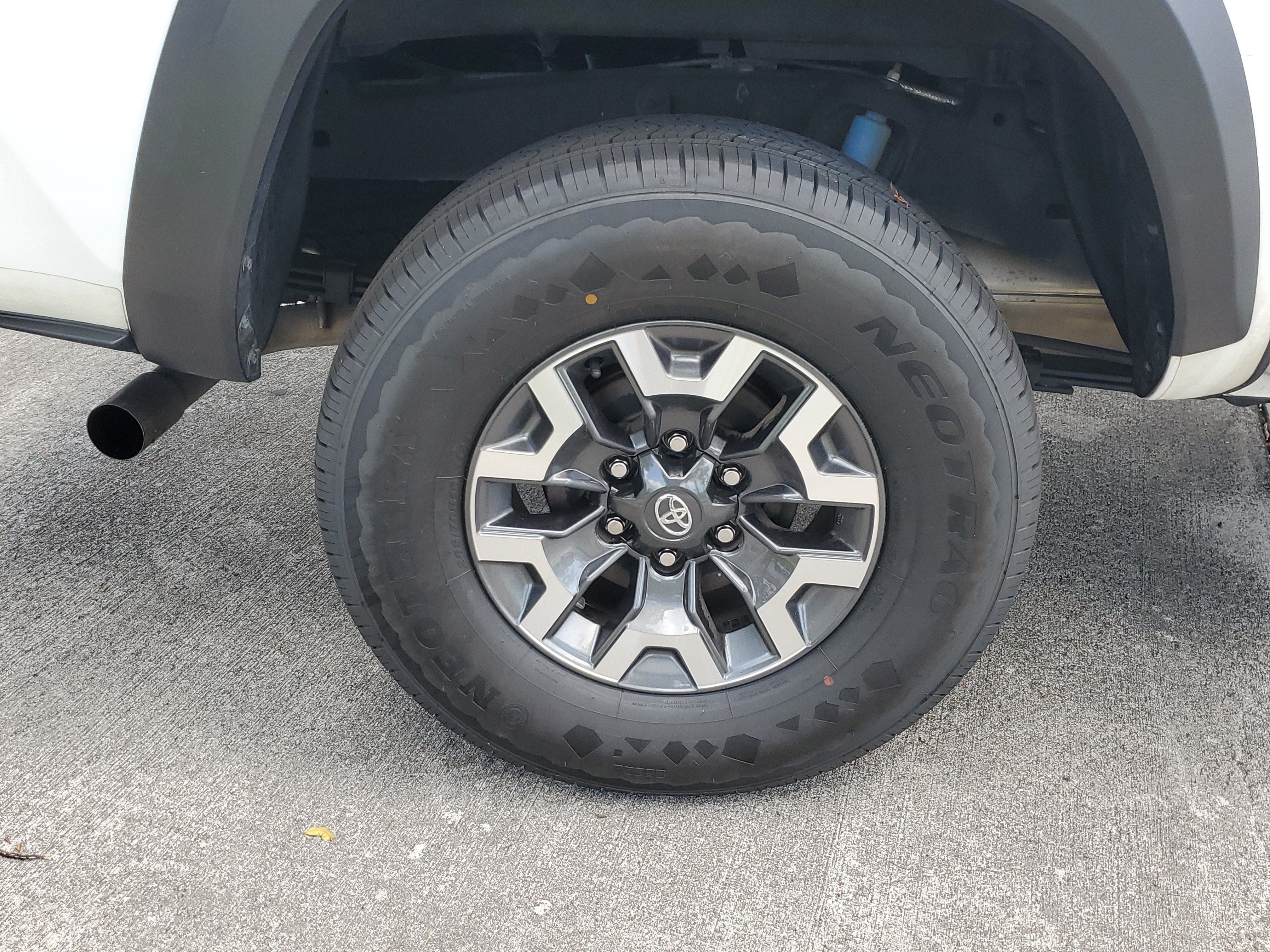 Used 2023 Toyota Tacoma TRD Off-Road RWD image 7