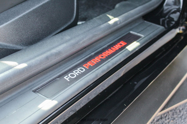 Used 2022 Ford Mustang Shelby GT500 w/ Carbon Fiber Track Pack image 36