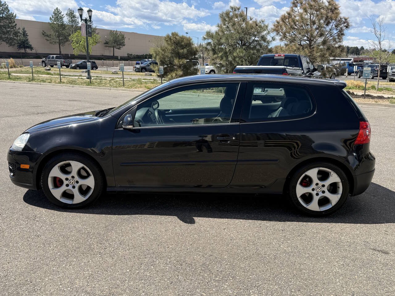Used 2009 Volkswagen GTI 2-Door FWD image 10