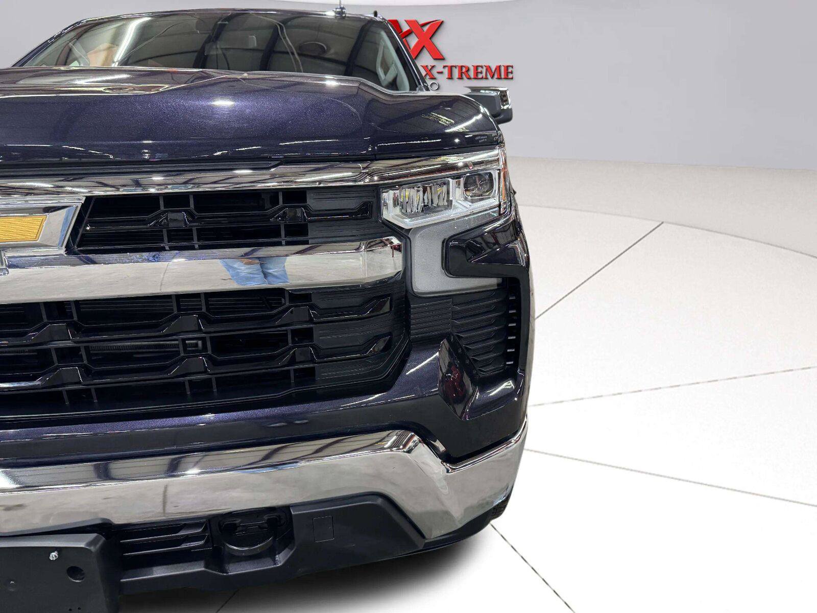 Used 2023 Chevrolet Silverado 1500 LT AWD/4WD image 12