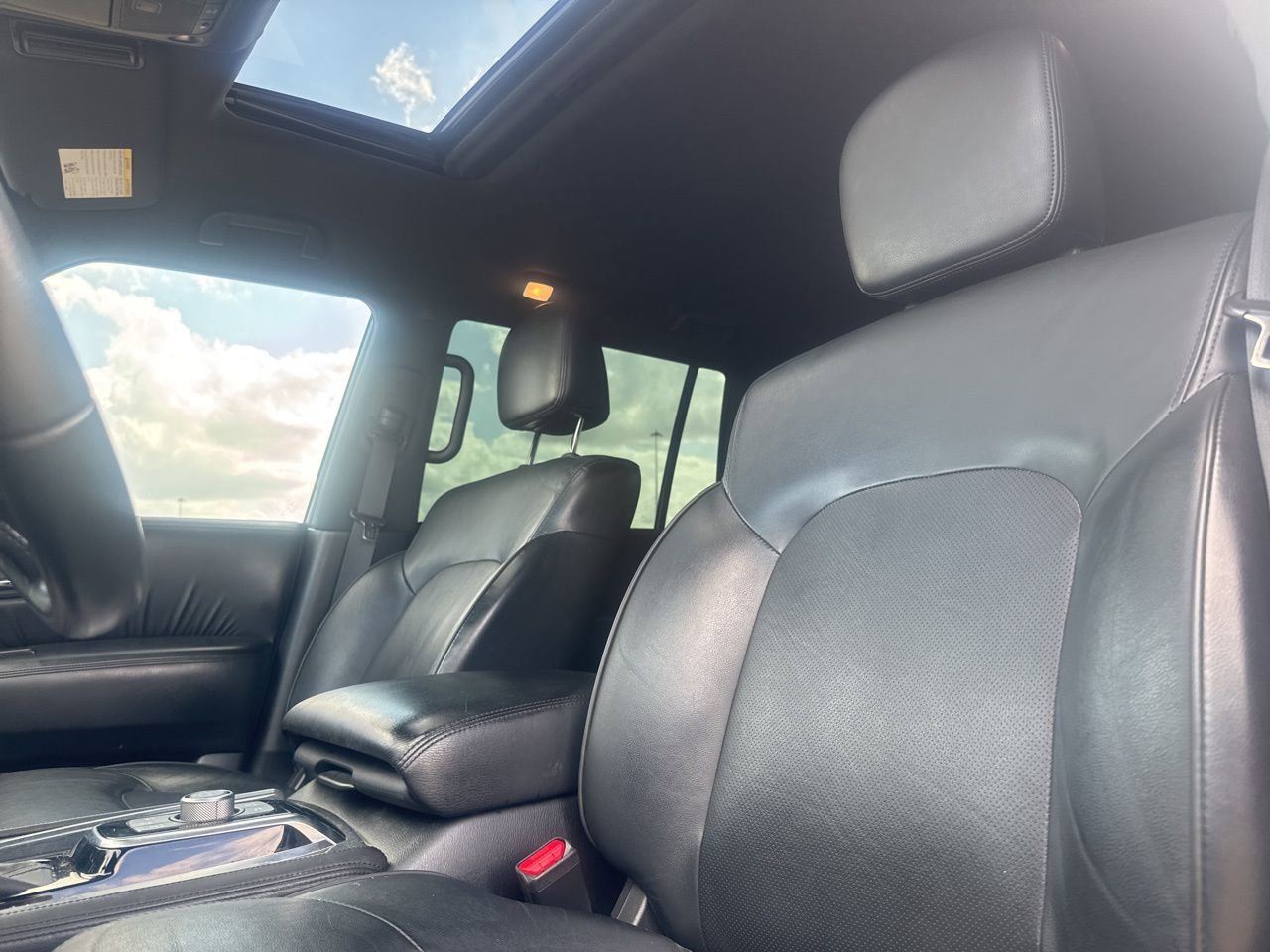 Used 2022 Nissan Armada SL w/ Midnight Edition Package image 40