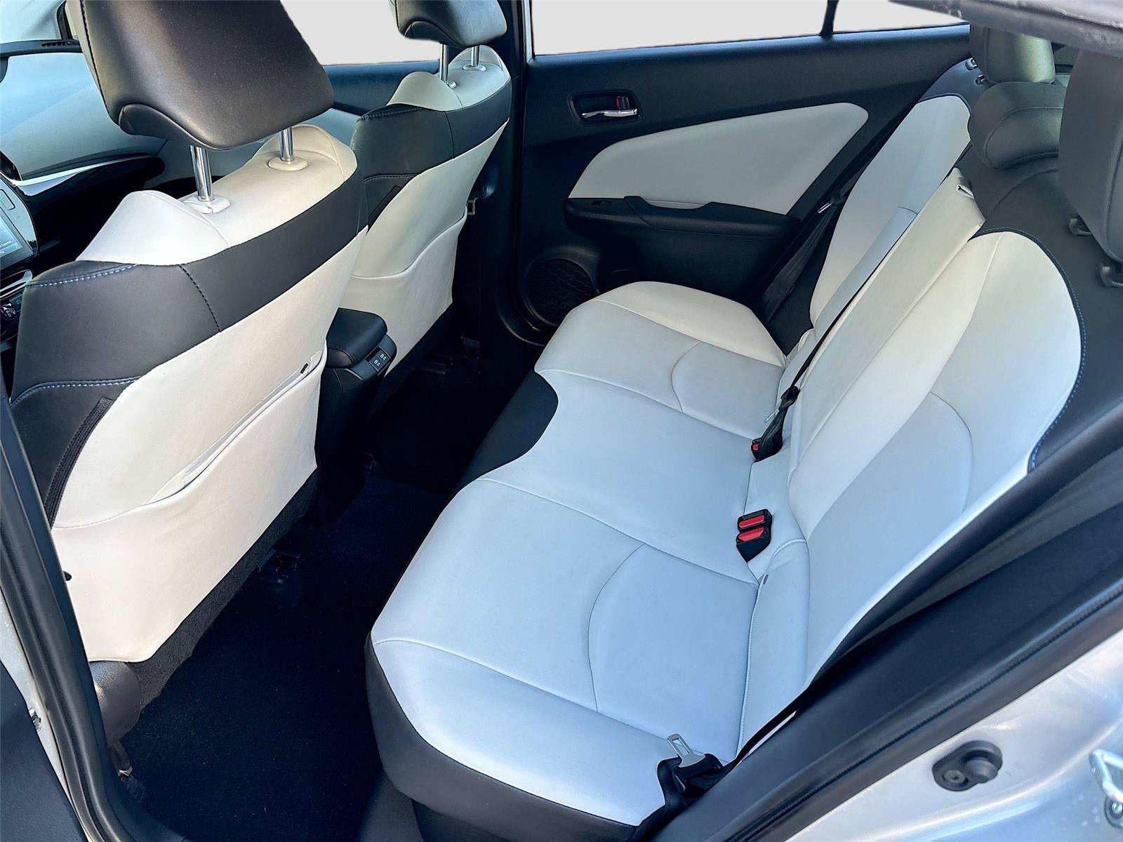 Used 2019 Toyota Prius Limited FWD image 25
