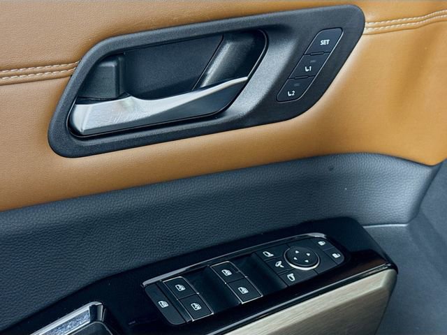 Certified 2022 Nissan Pathfinder Platinum w/ Cargo Package image 19