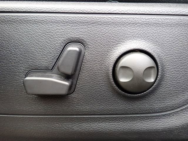 New 2026 RAM 1500 4x4 Crew Cab image 17