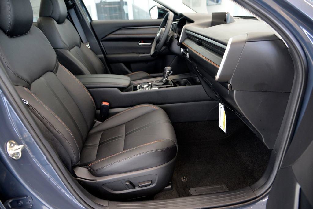 Certified 2026 MAZDA CX-50 AWD 2.5 S w/ Cargo Package image 30