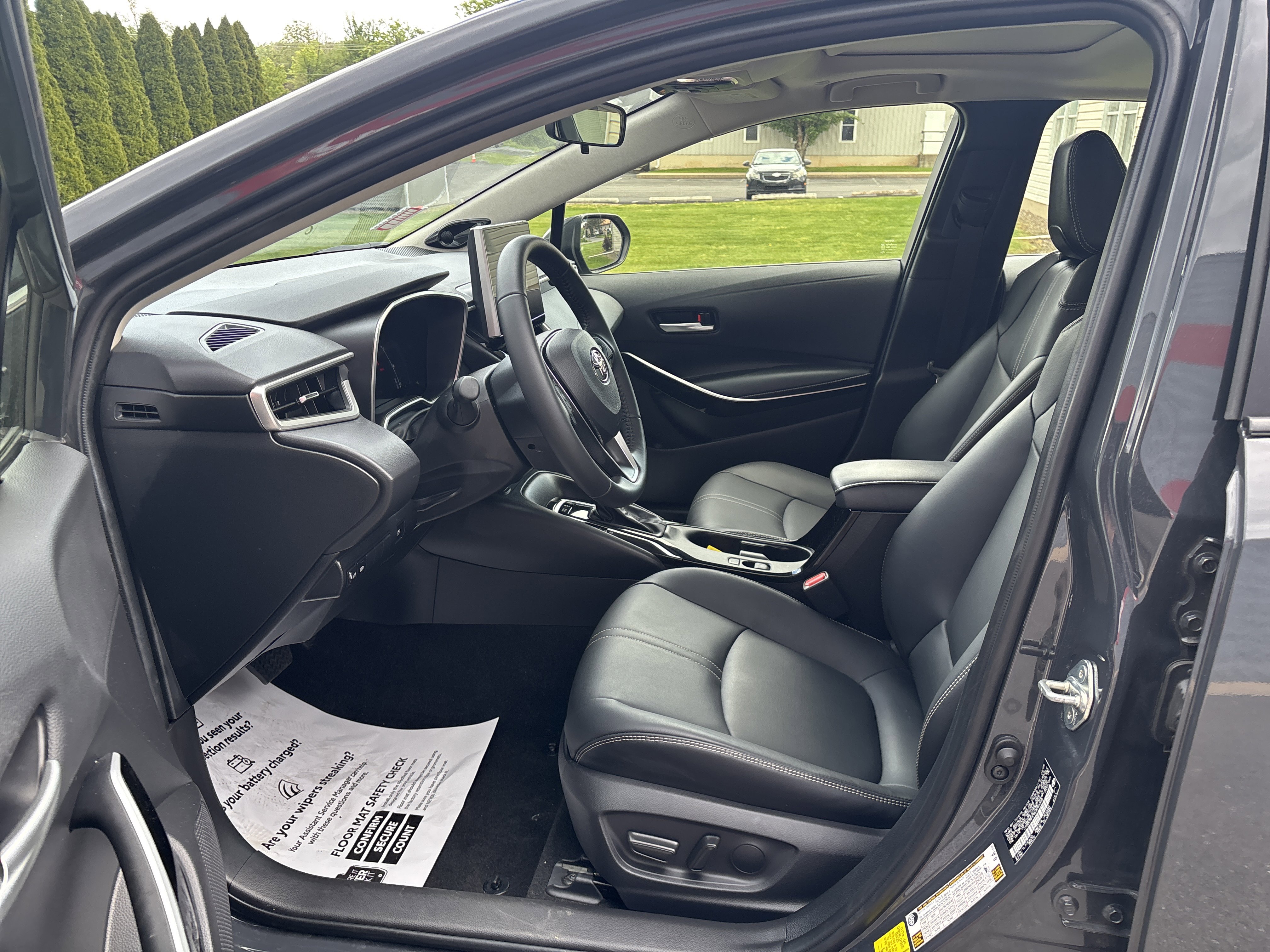 Certified 2025 Toyota Corolla XLE FWD image 13