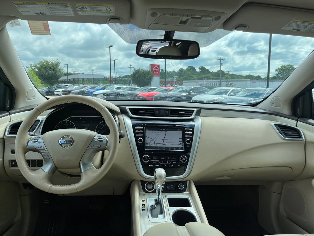 Used 2018 Nissan Murano Platinum w/ Cargo Package FWD image 12