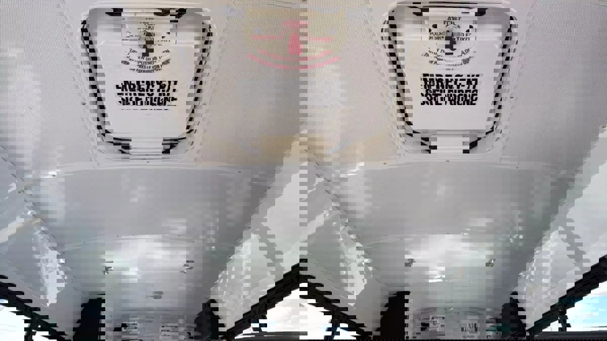 Used 2012 Chevrolet Express 3500 w/ School Bus Package image 25