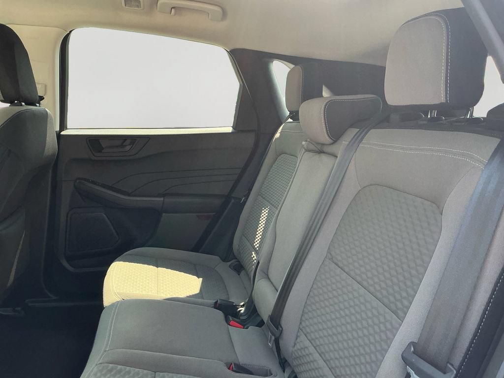 Used 2022 Ford Escape SE w/ SE Sport Appearance Package AWD/4WD image 15