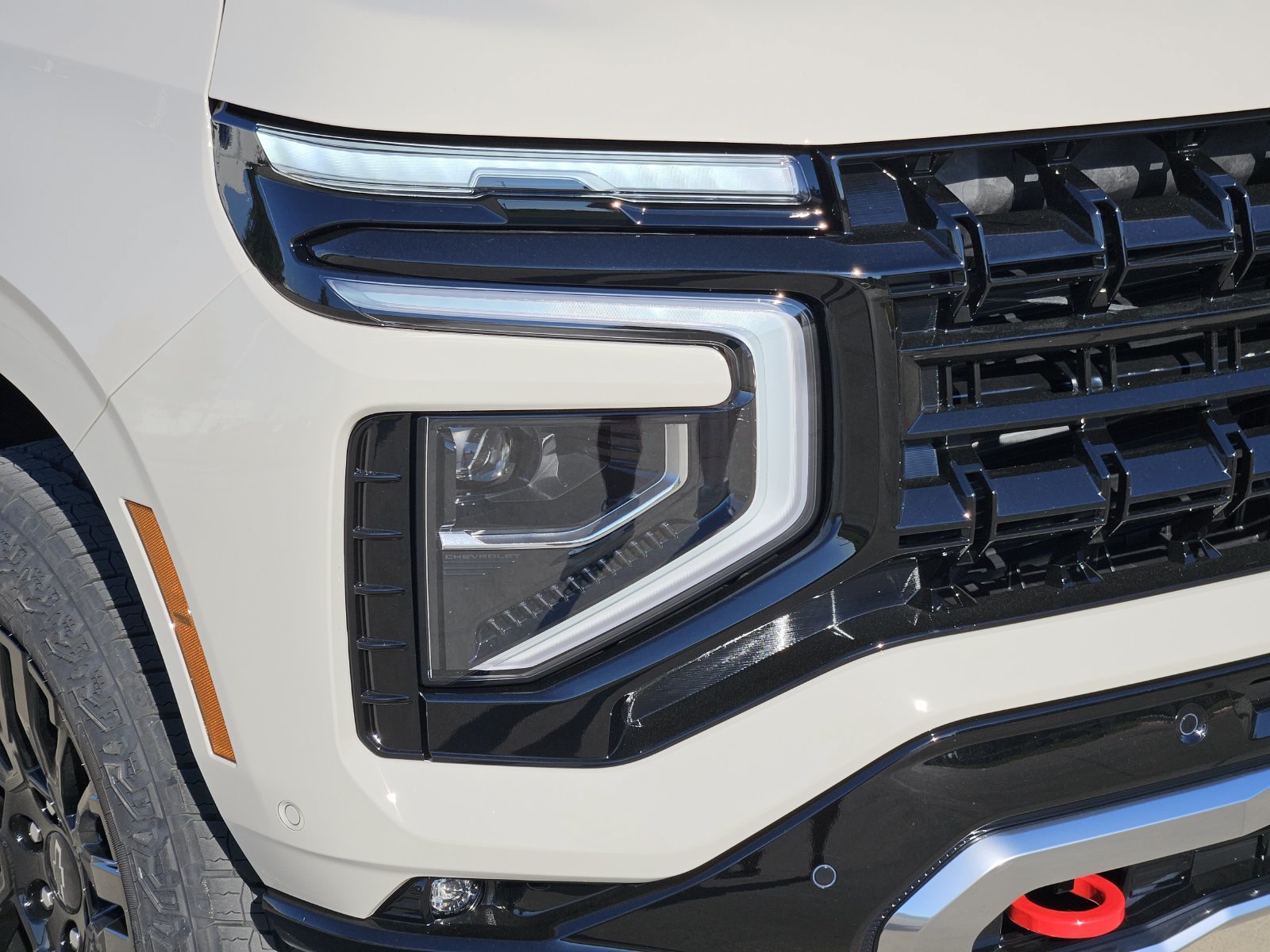 New 2027 Chevrolet Tahoe Z71 w/ Comfort Package AWD/4WD image 9