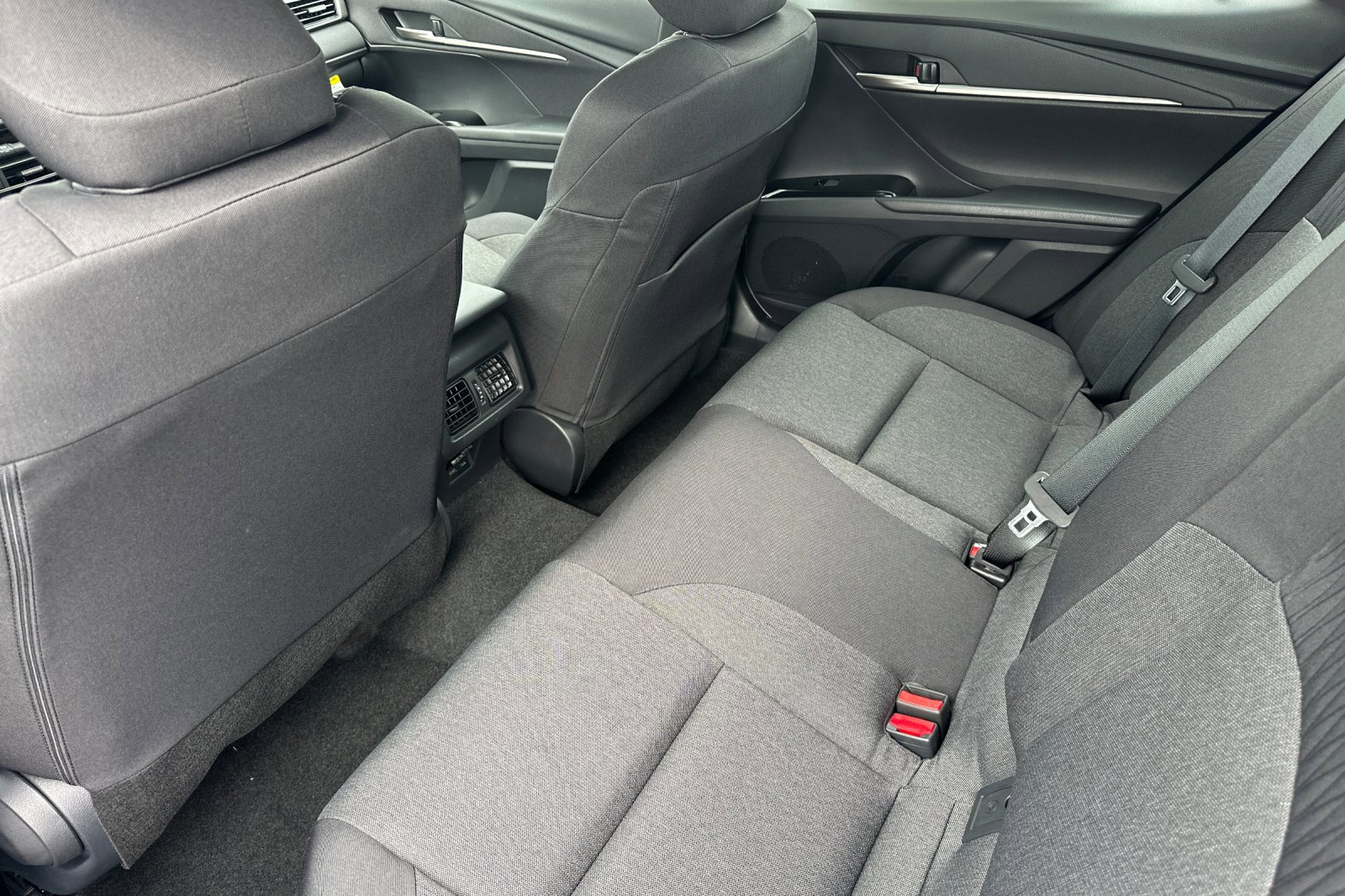 New 2026 Toyota Camry LE image 10