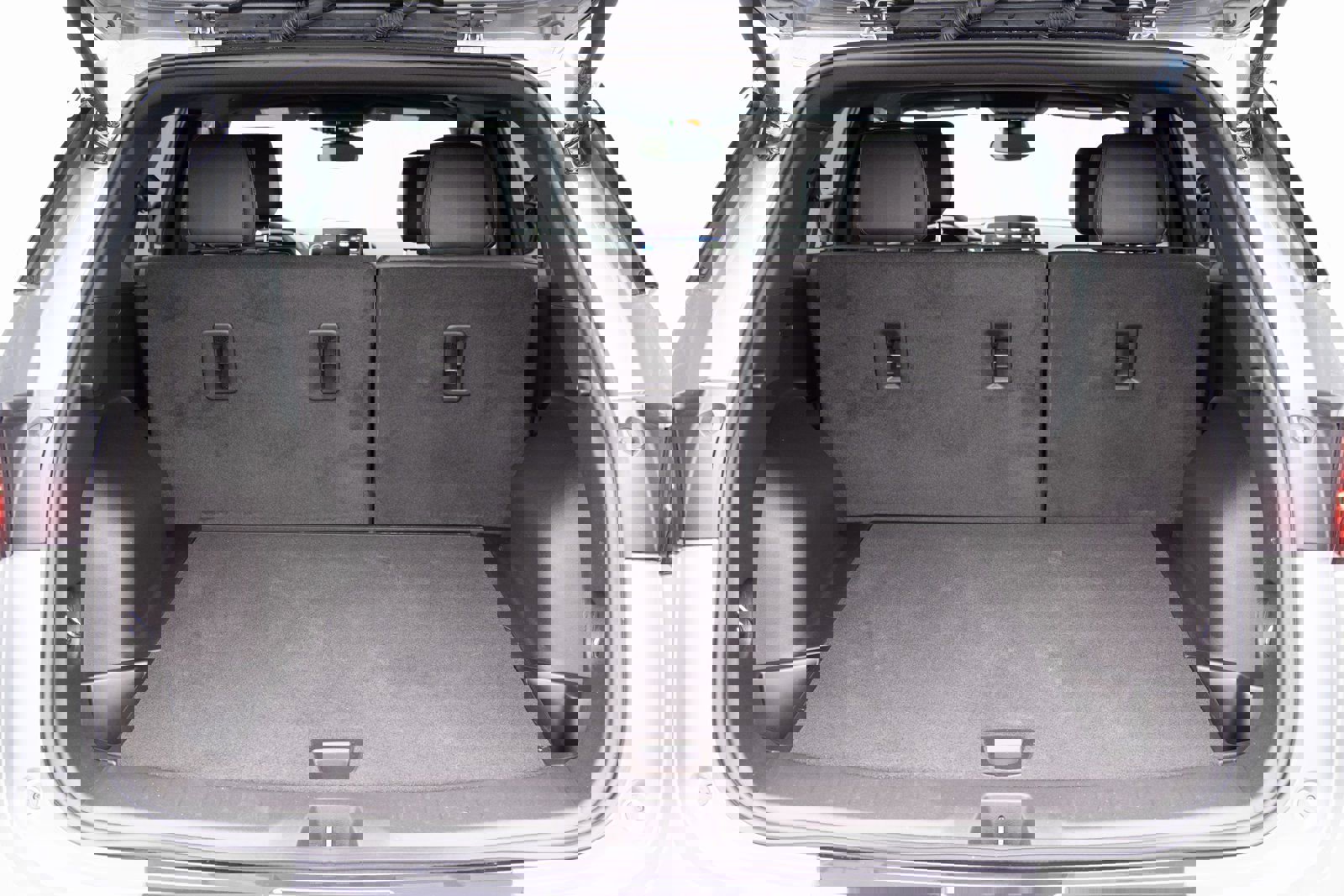 Used 2024 Chevrolet Blazer Premier image 25