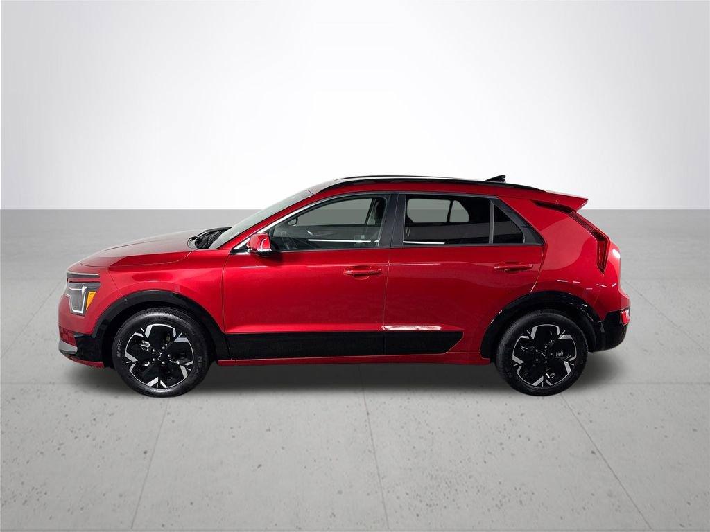 Used 2023 Kia Niro Wind w/ Wind Preserve Package FWD image 9