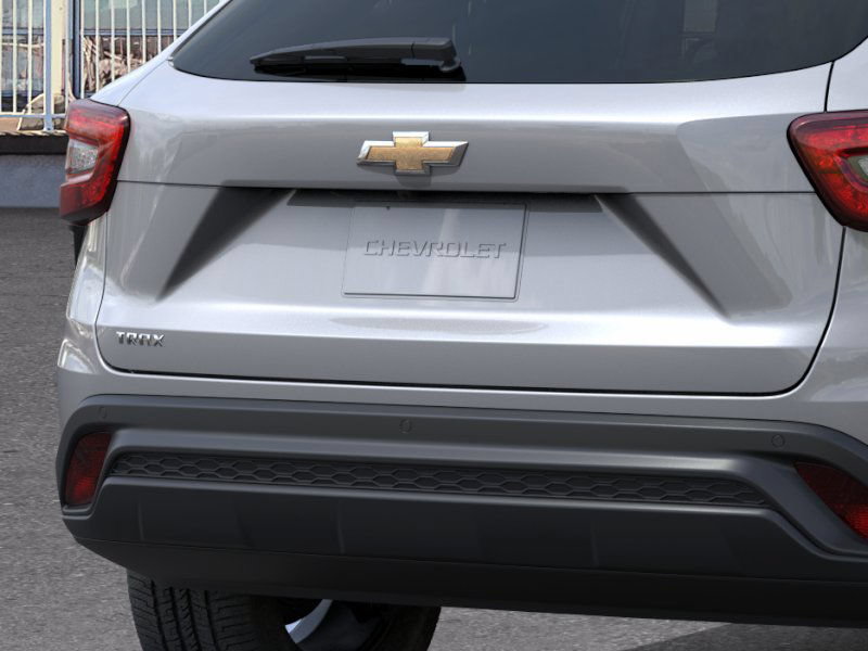 New 2026 Chevrolet Trax LS w/ LS Convenience Package FWD image 14