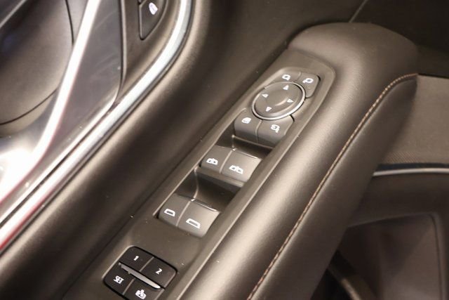 Used 2022 Chevrolet Suburban High Country w/ Premium Package image 10