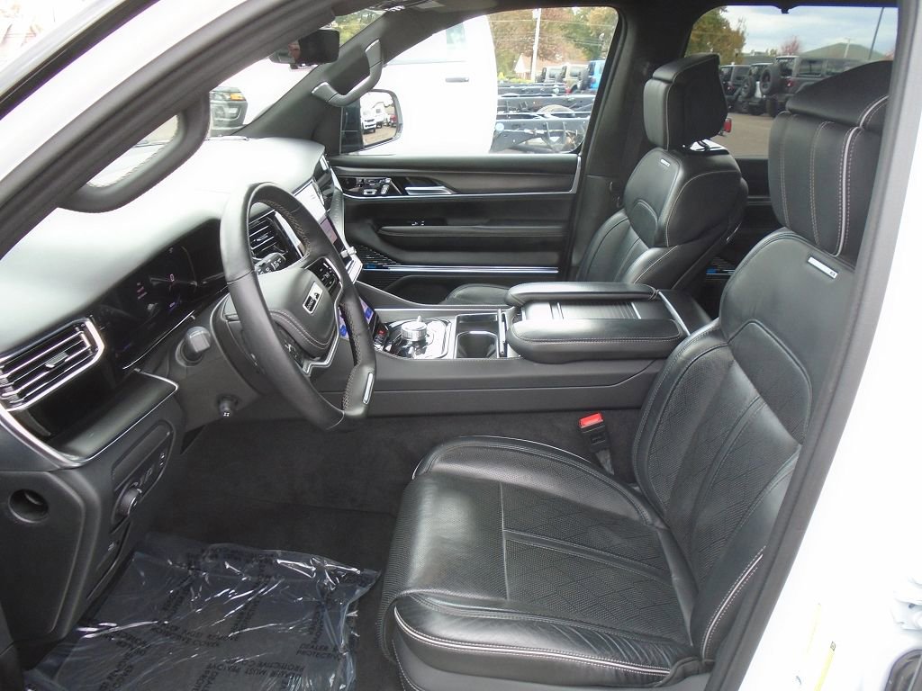 Used 2024 Jeep Grand Wagoneer L Series II w/ Quick Order Packagew 28T image 8