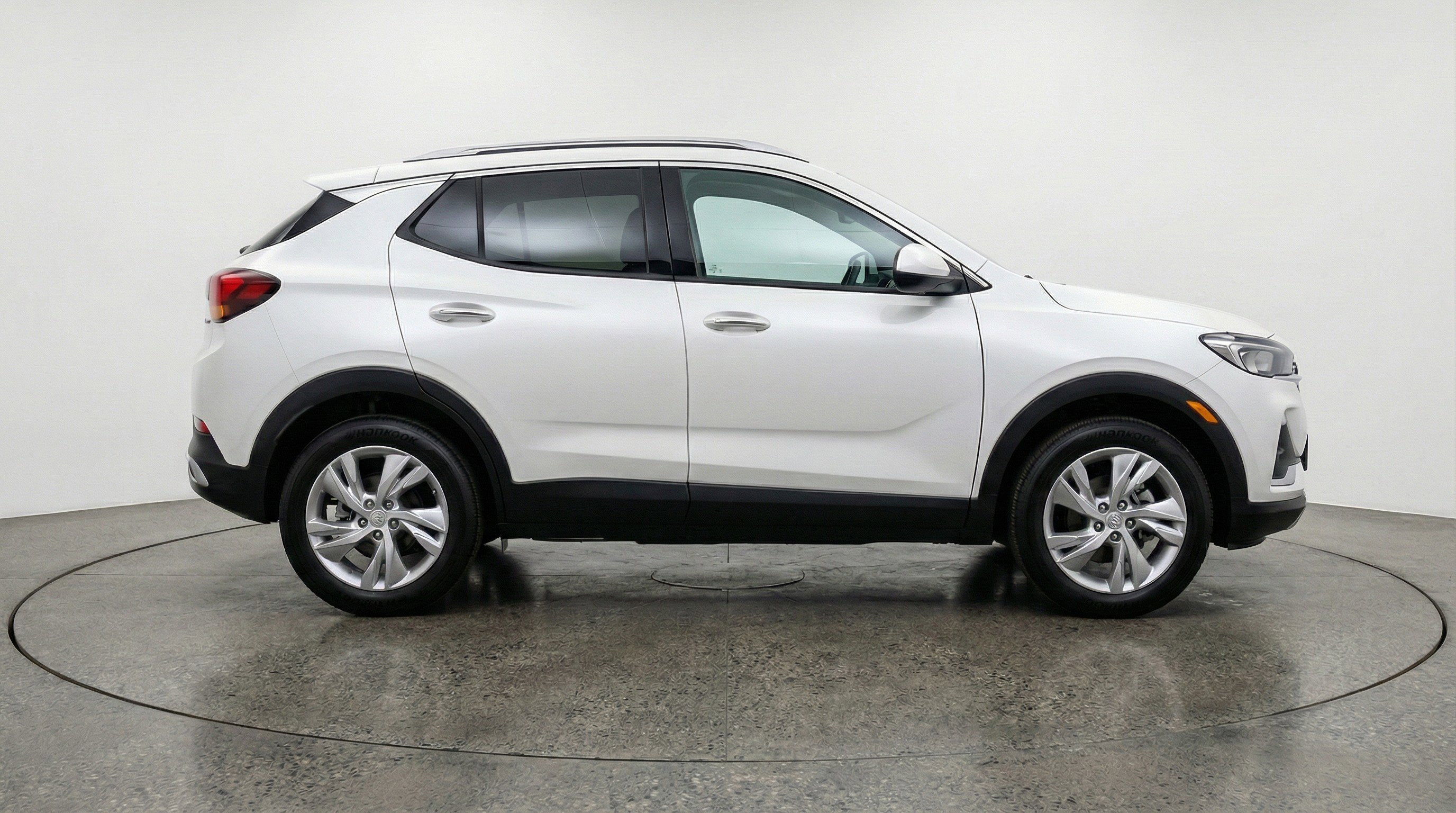 Used 2025 Buick Encore GX Preferred image 11