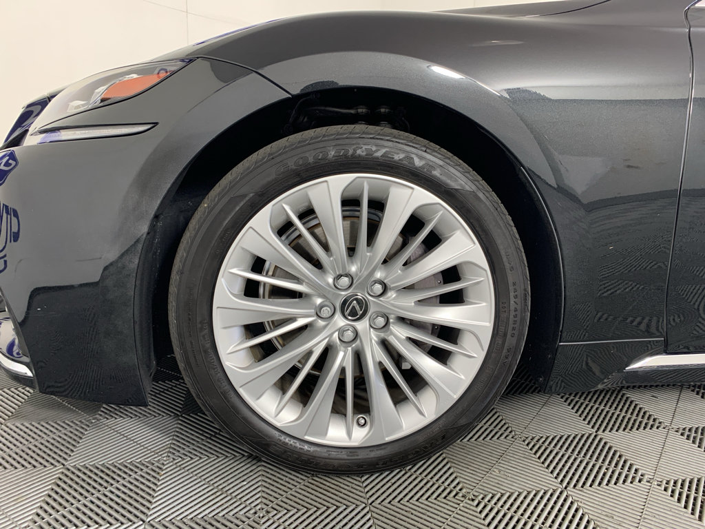 Used 2020 Lexus LS 500 w/ Interior Upgrade Package RWD image 11