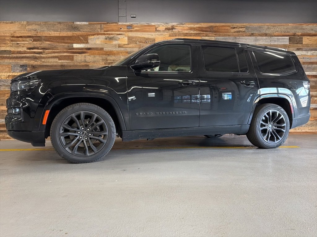 Used 2024 Jeep Grand Wagoneer Series II w/ Quick Order Packagew 28T image 14