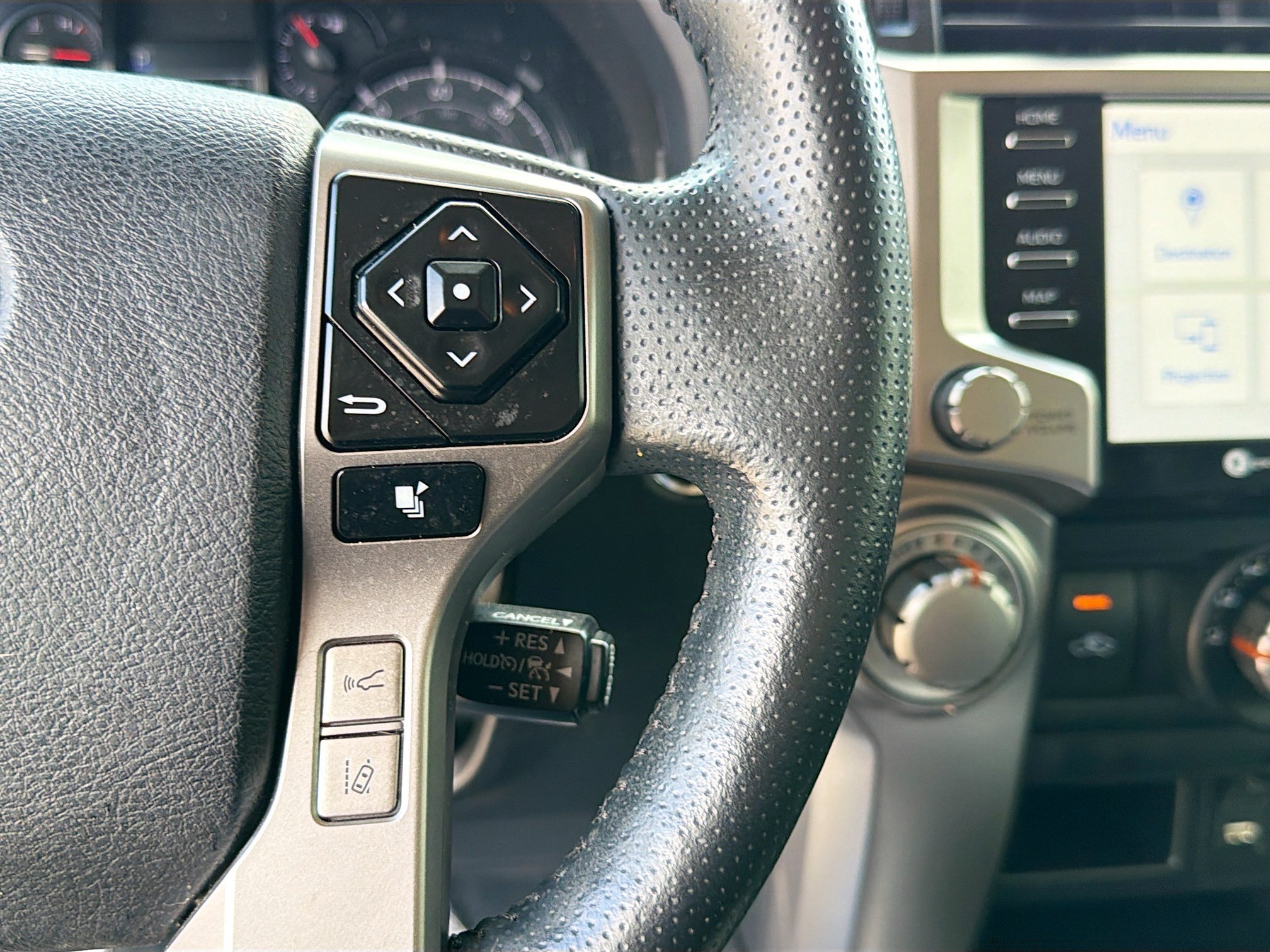 Used 2024 Toyota 4Runner SR5 Premium RWD image 35