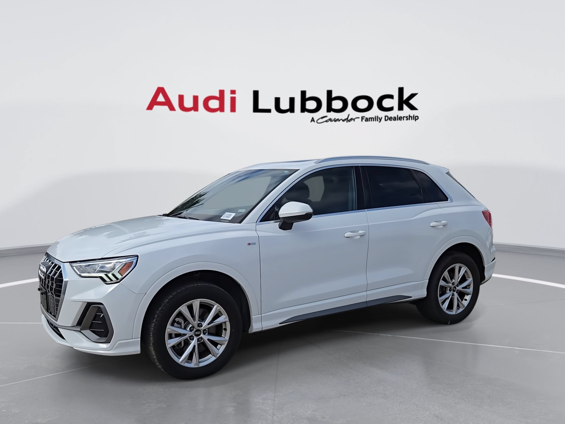 Certified 2025 Audi Q3 2.0T Premium AWD/4WD image 5