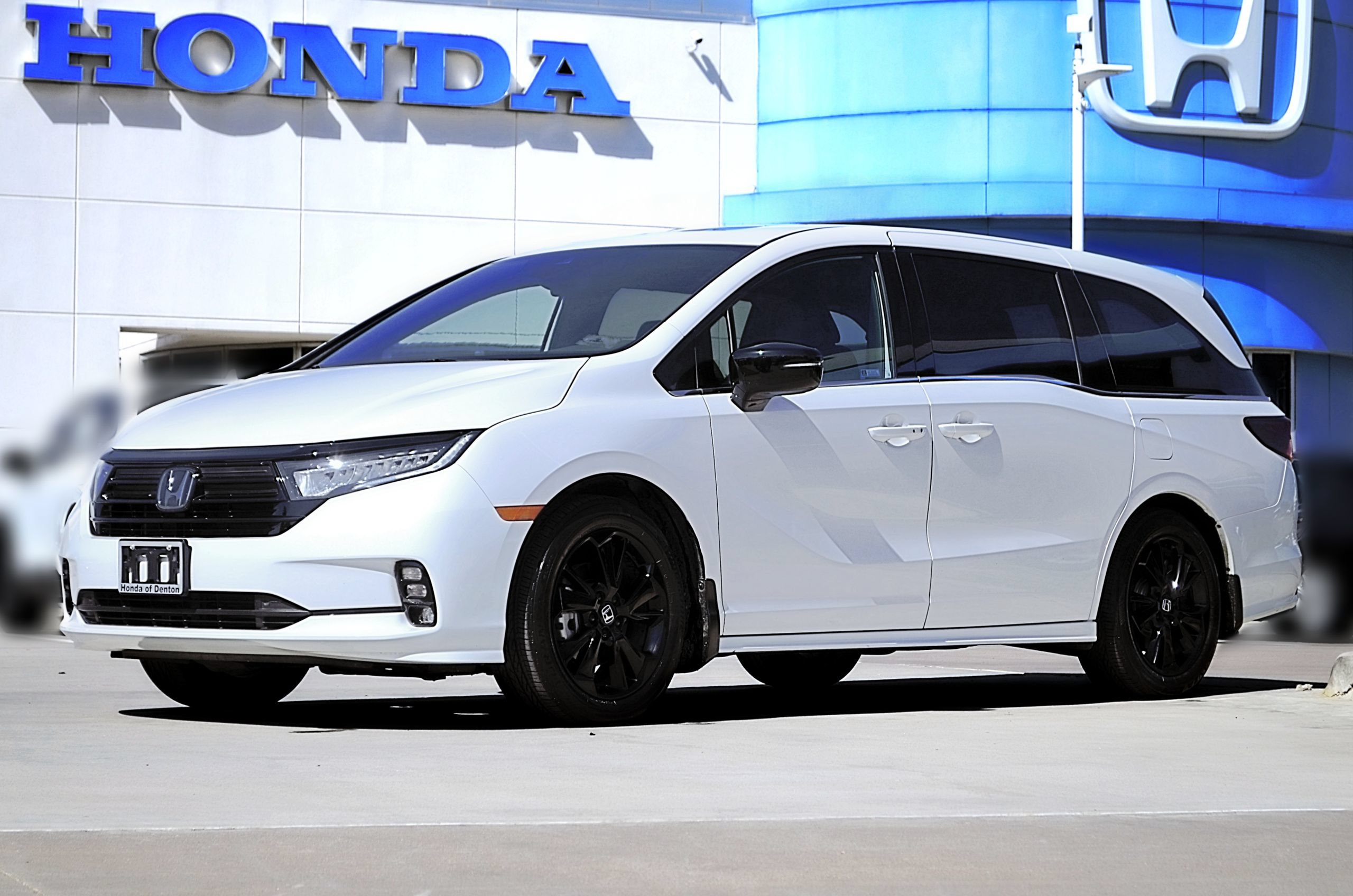 Used 2024 Honda Odyssey Sport