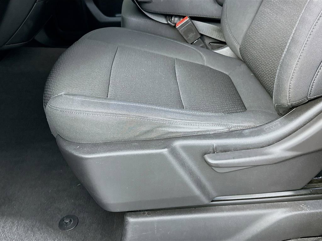 Used 2020 Chevrolet Silverado 2500 Custom w/ Custom Convenience Package image 19