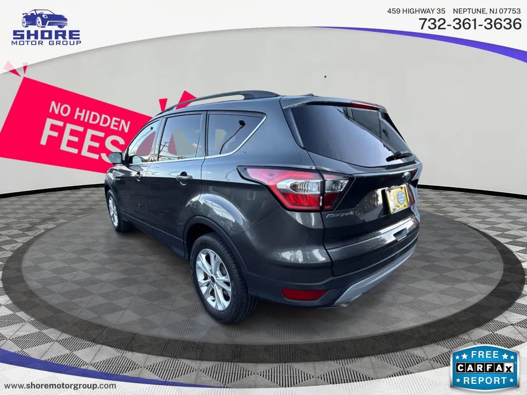 Used 2017 Ford Escape SE w/ Equipment Group 201A image 5