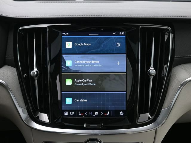 Used 2024 Volvo S60 B5 Ultimate image 13